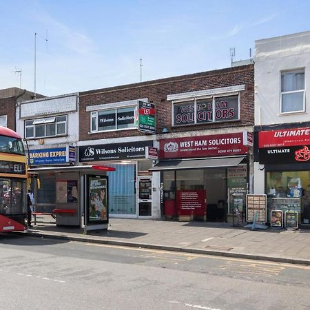 Fantastic 2Bd Barking Stay With Links To The City! Londra Esterno foto